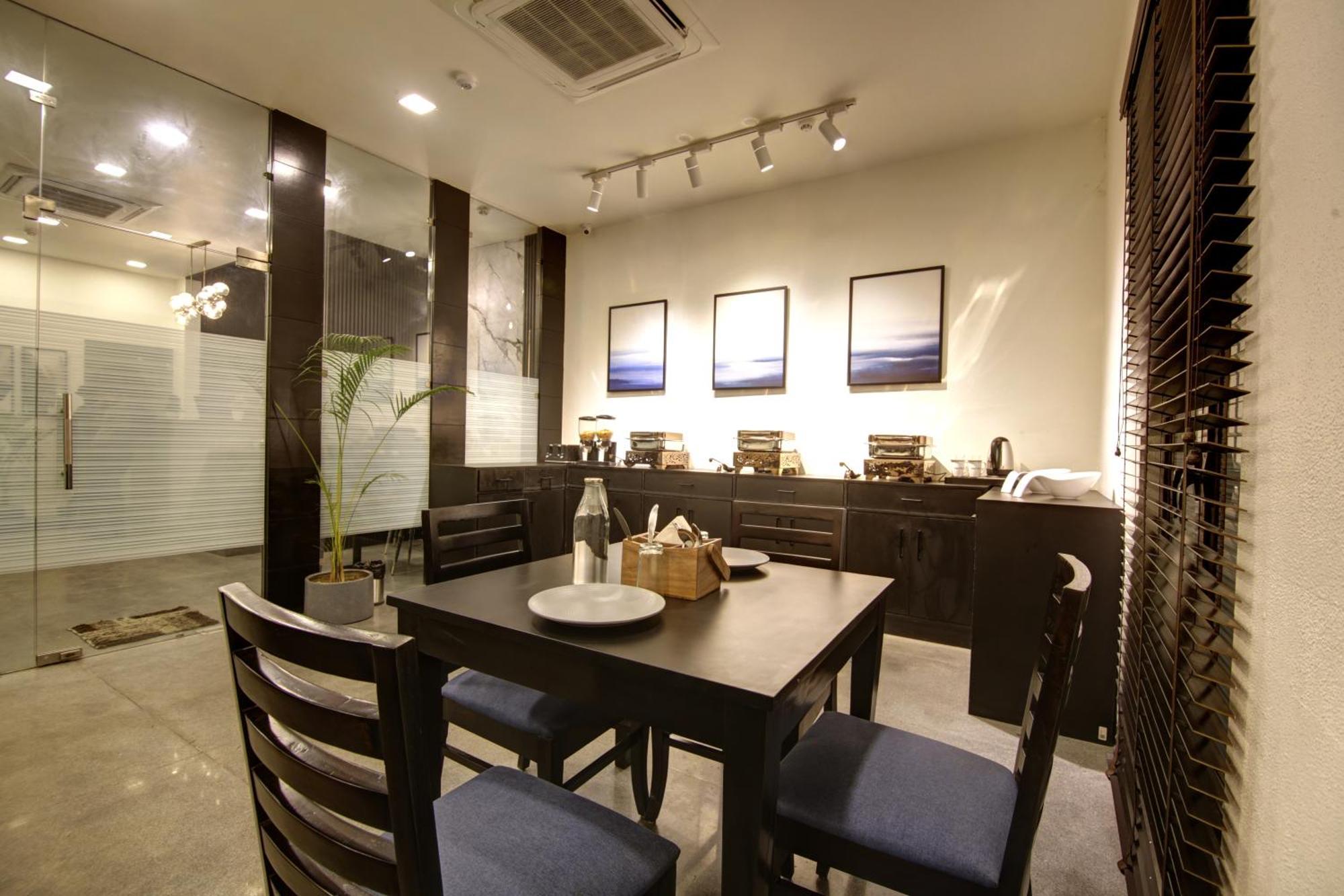 Saltstayz Thyme - New Friends Colony Hotel New Delhi